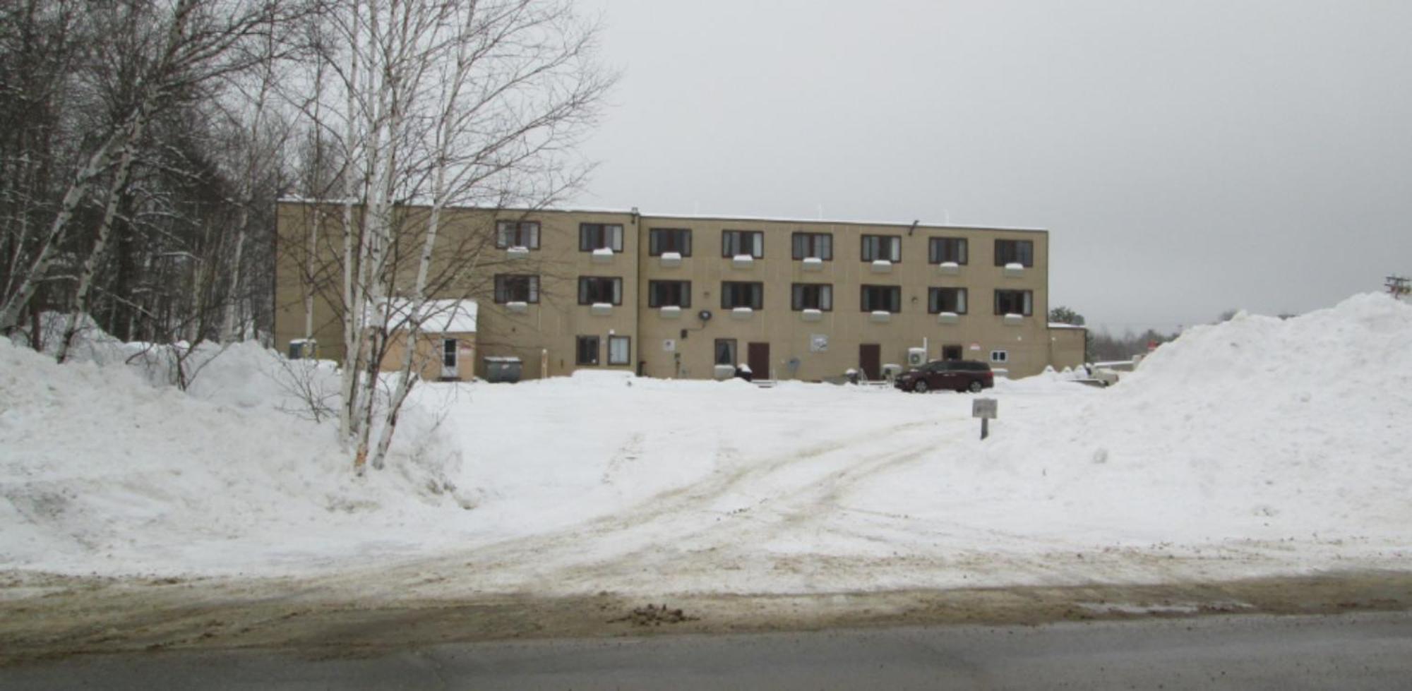 Katahdin Inn & Suites 밀리노켓 외부 사진