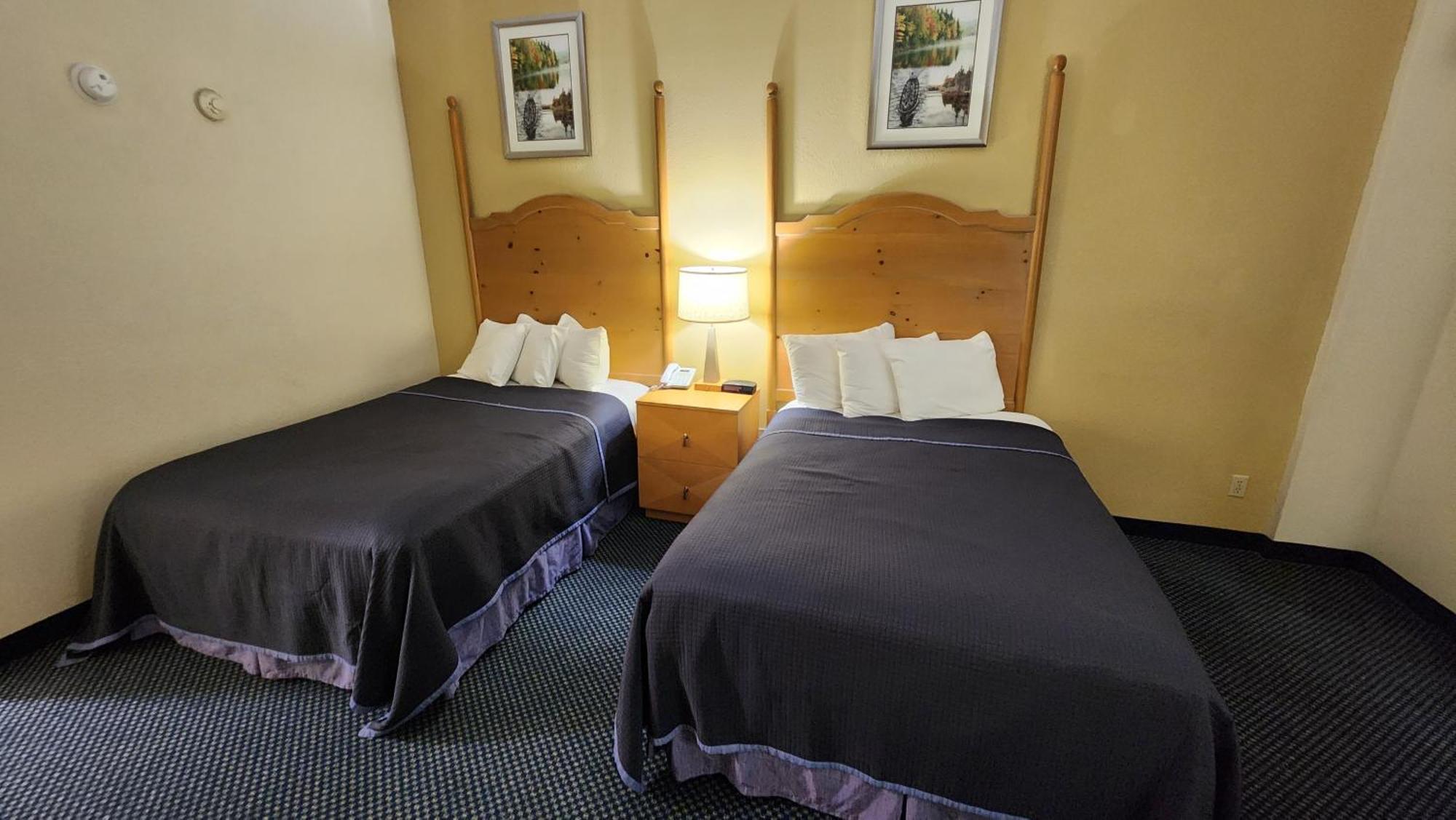 Katahdin Inn & Suites 밀리노켓 외부 사진