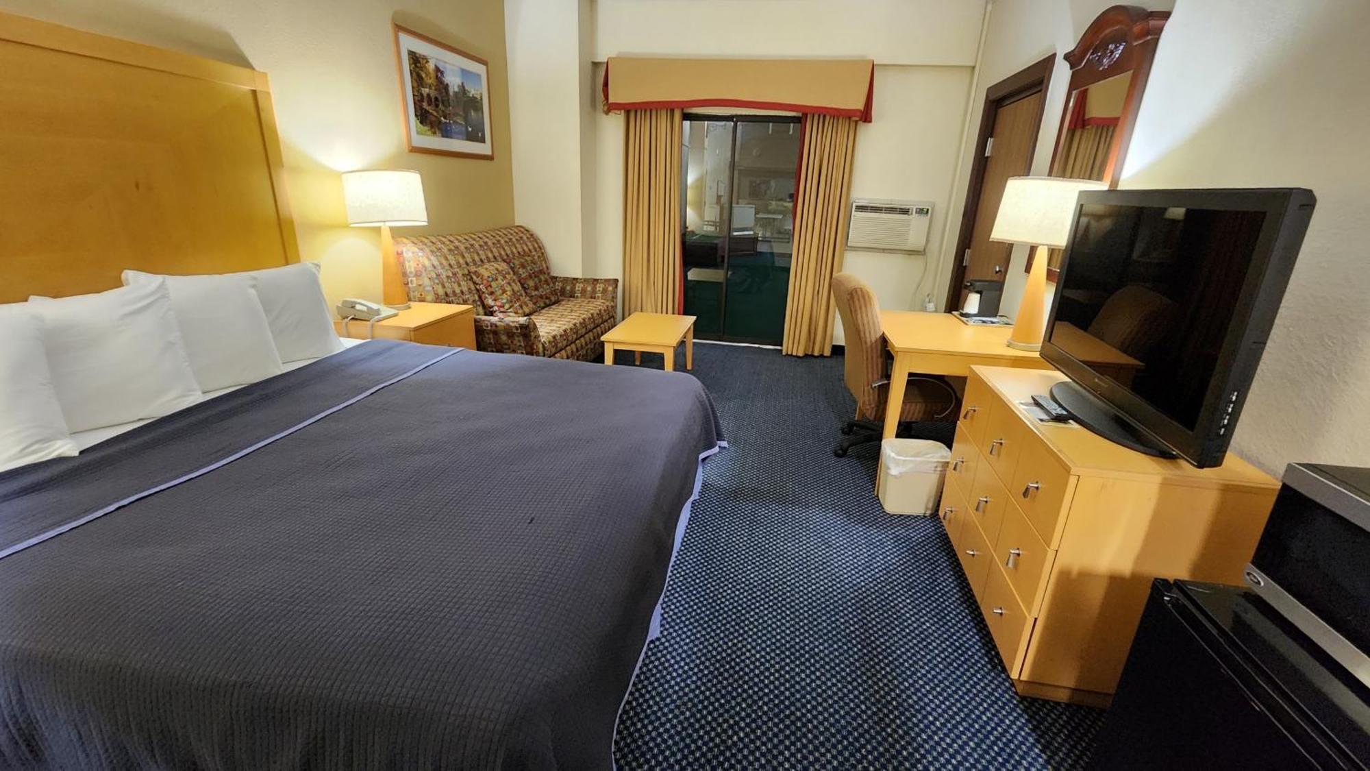 Katahdin Inn & Suites 밀리노켓 외부 사진