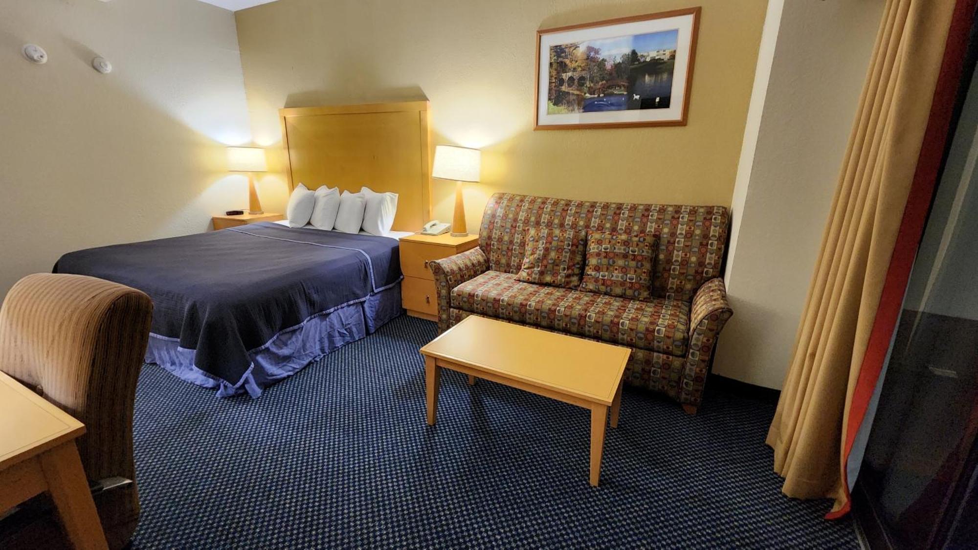 Katahdin Inn & Suites 밀리노켓 외부 사진