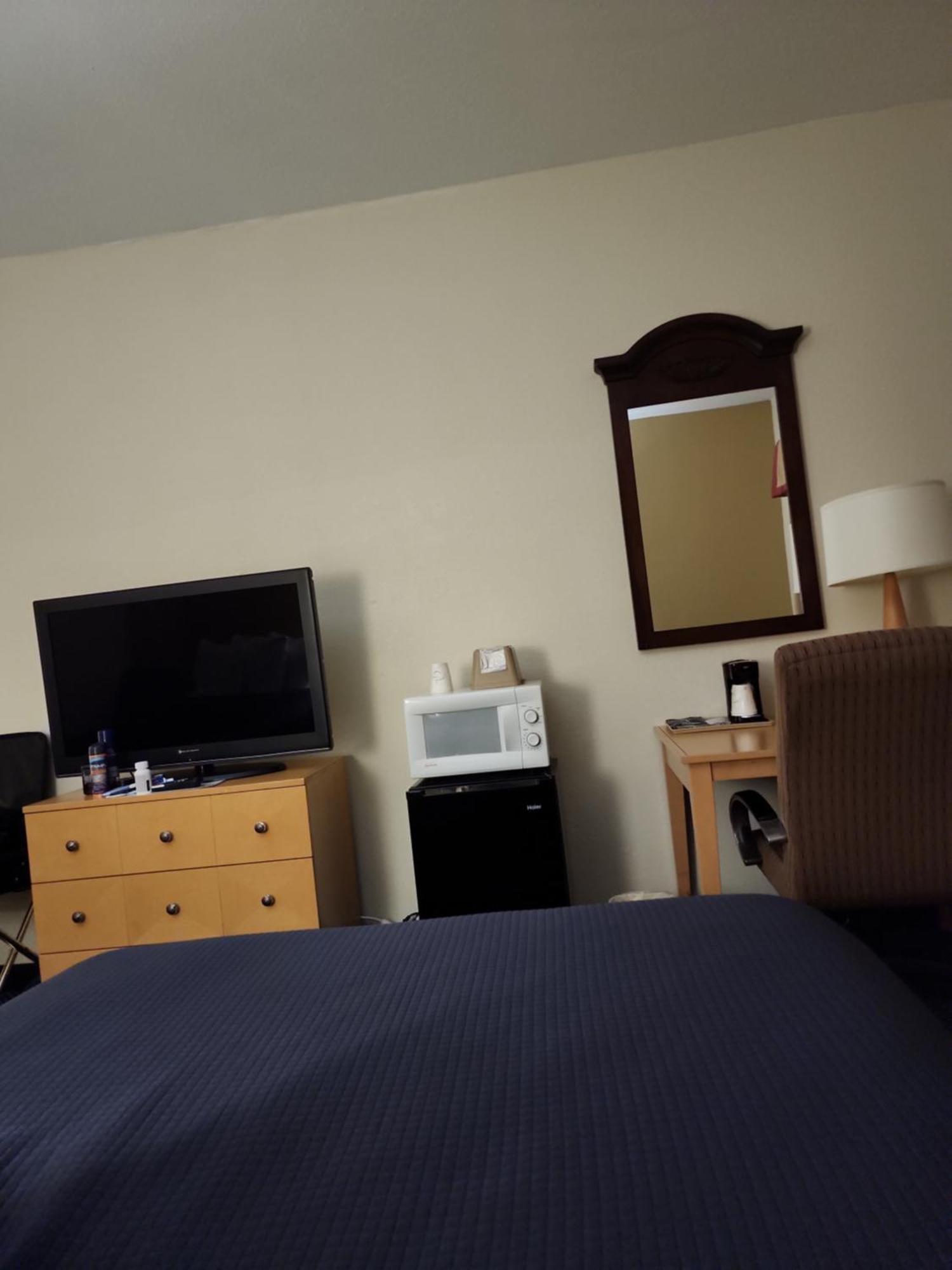 Katahdin Inn & Suites 밀리노켓 외부 사진